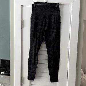 Lululemon Align 28” Camouflage Leggings size 8